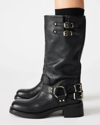 Astor Black Leather