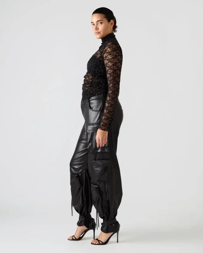 Baylee Top Black Baylee Top Black