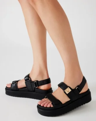 Bigmona Black Leather