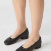 Cyra Black Leather Cyra Black Leather