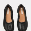 Cyra Black Leather Cyra Black Leather