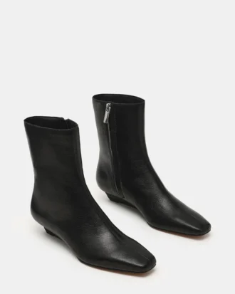 Flaire Black Leather Flaire Black Leather