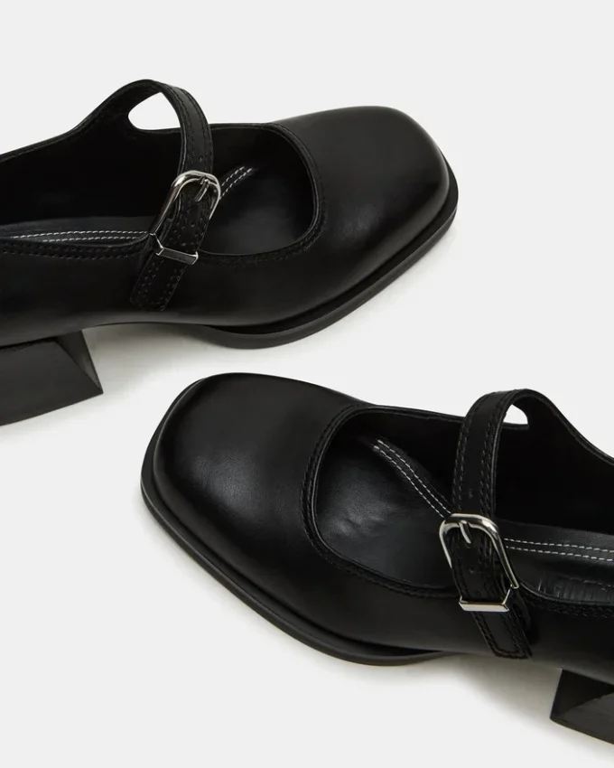 Lisbon Black Leather Lisbon Black Leather