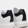Minou White Black Minou White Black