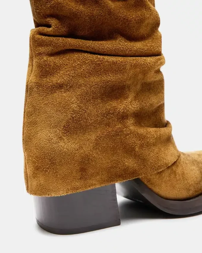 Pia Chestnut Suede Pia Chestnut Suede