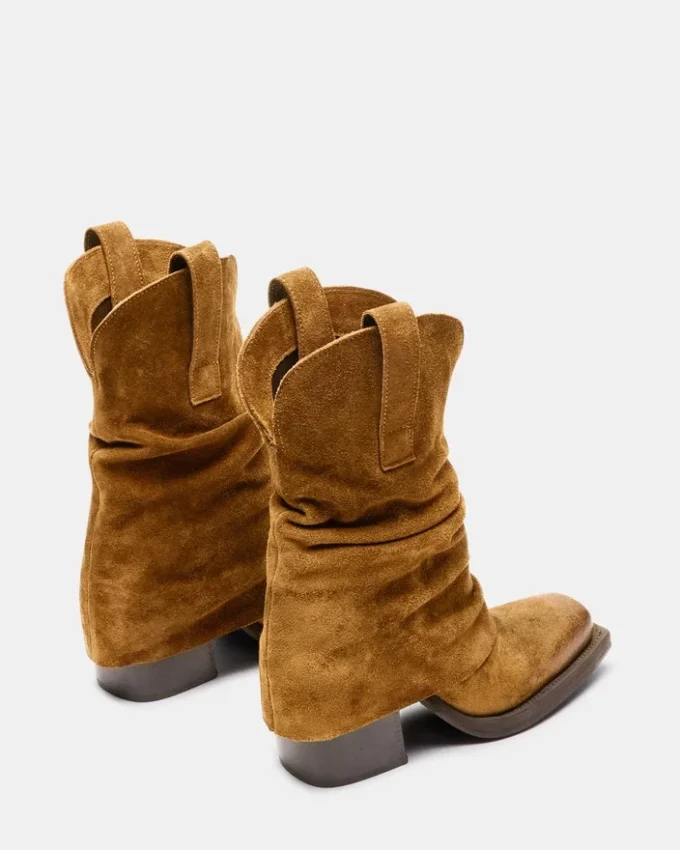 Pia Chestnut Suede Pia Chestnut Suede