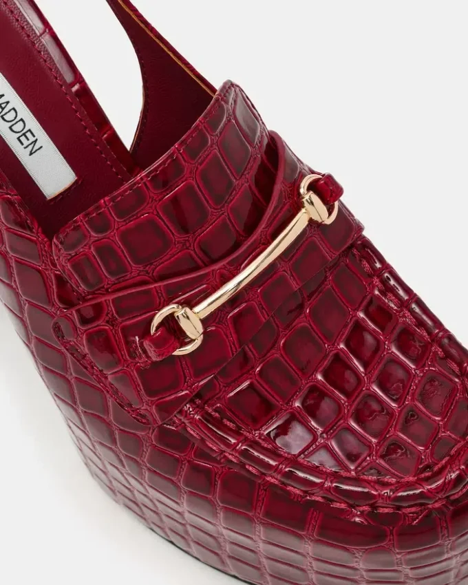 Quinn Red Crocodile Quinn Red Crocodile