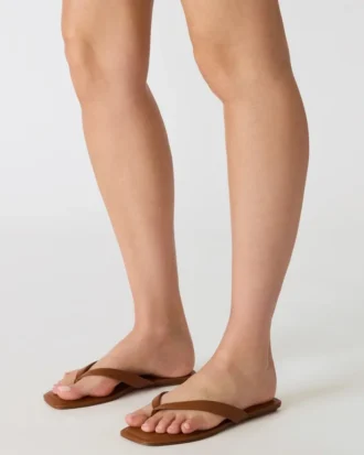 Trella Tan Leather